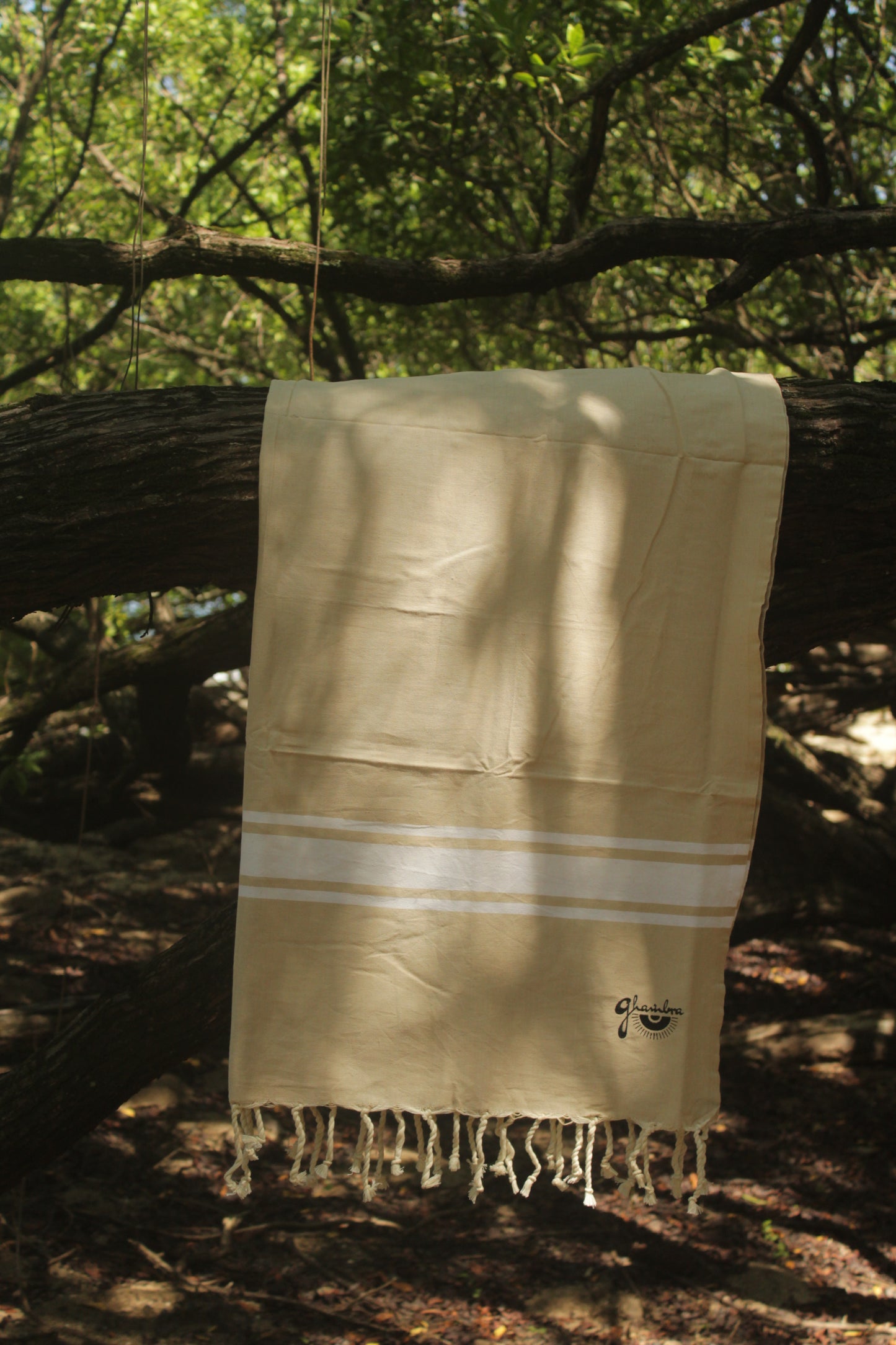 Nefertiti Beige