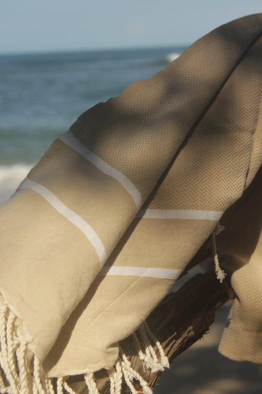 Horus Beige